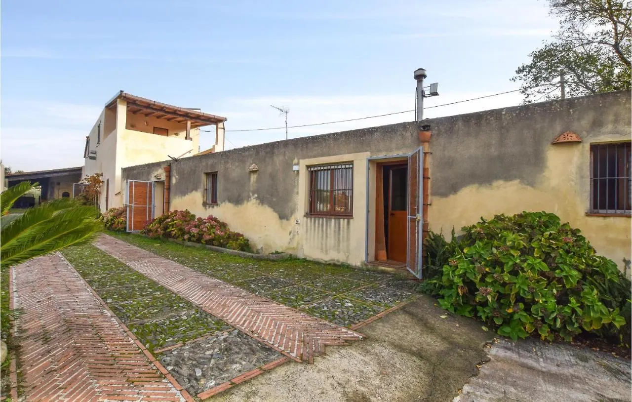Cozy Home In Santa Lucia Del Mela With Kitchen Casa vacanze